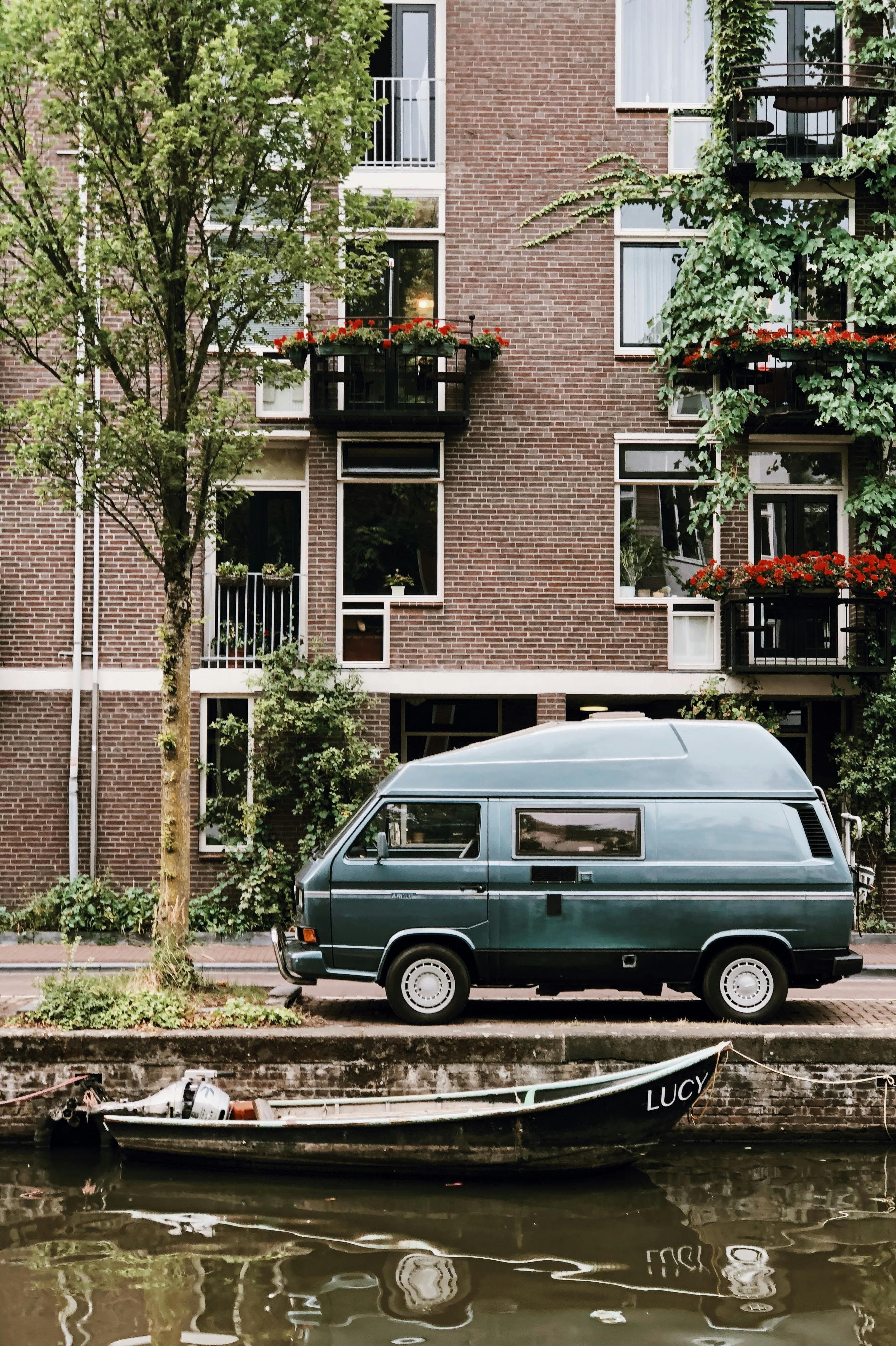 Annick van Hardeveld