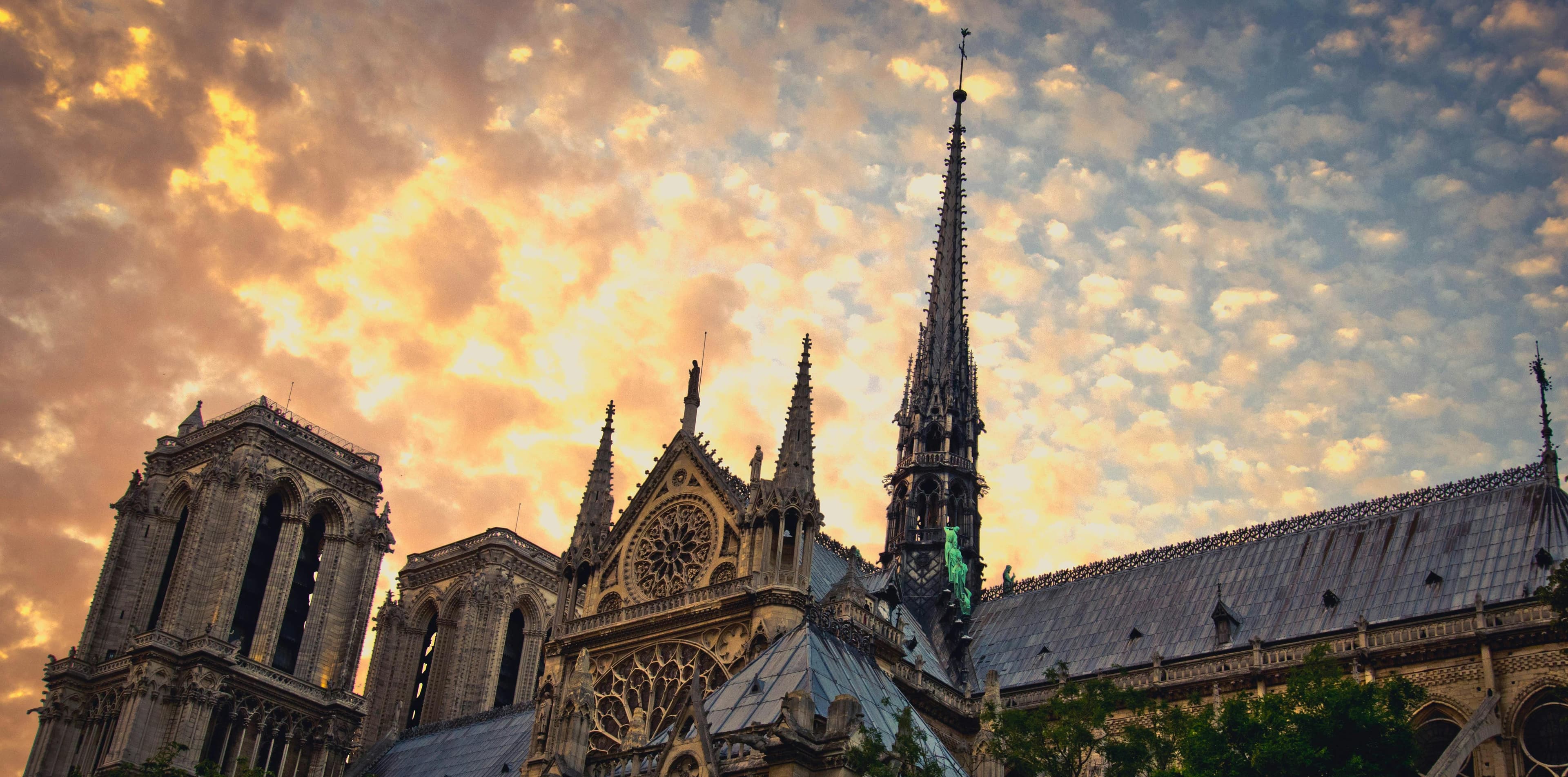 Archäologische Krypta auf dem Vorplatz Notre-Dame