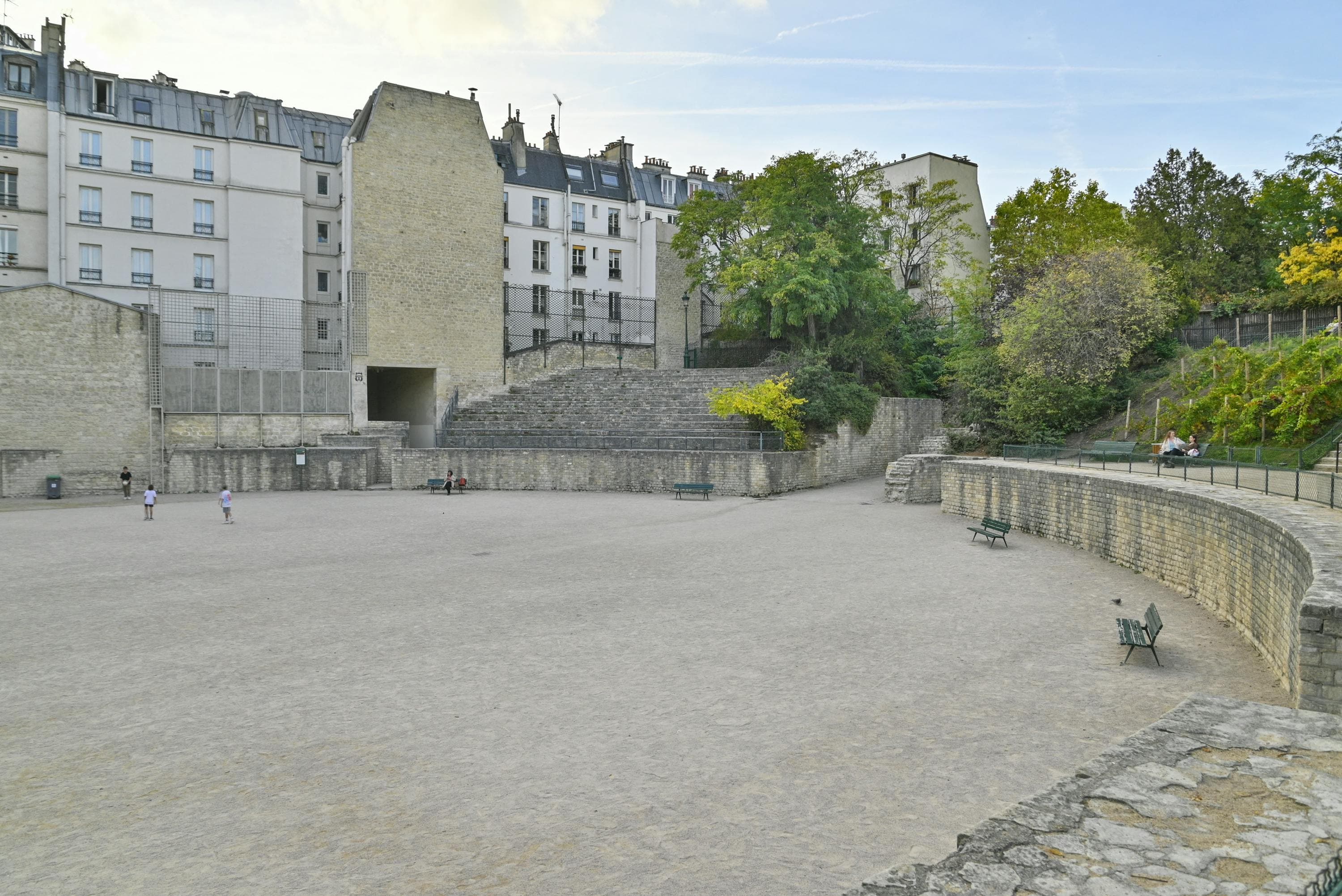 Cavae des Arènes de Lutèce