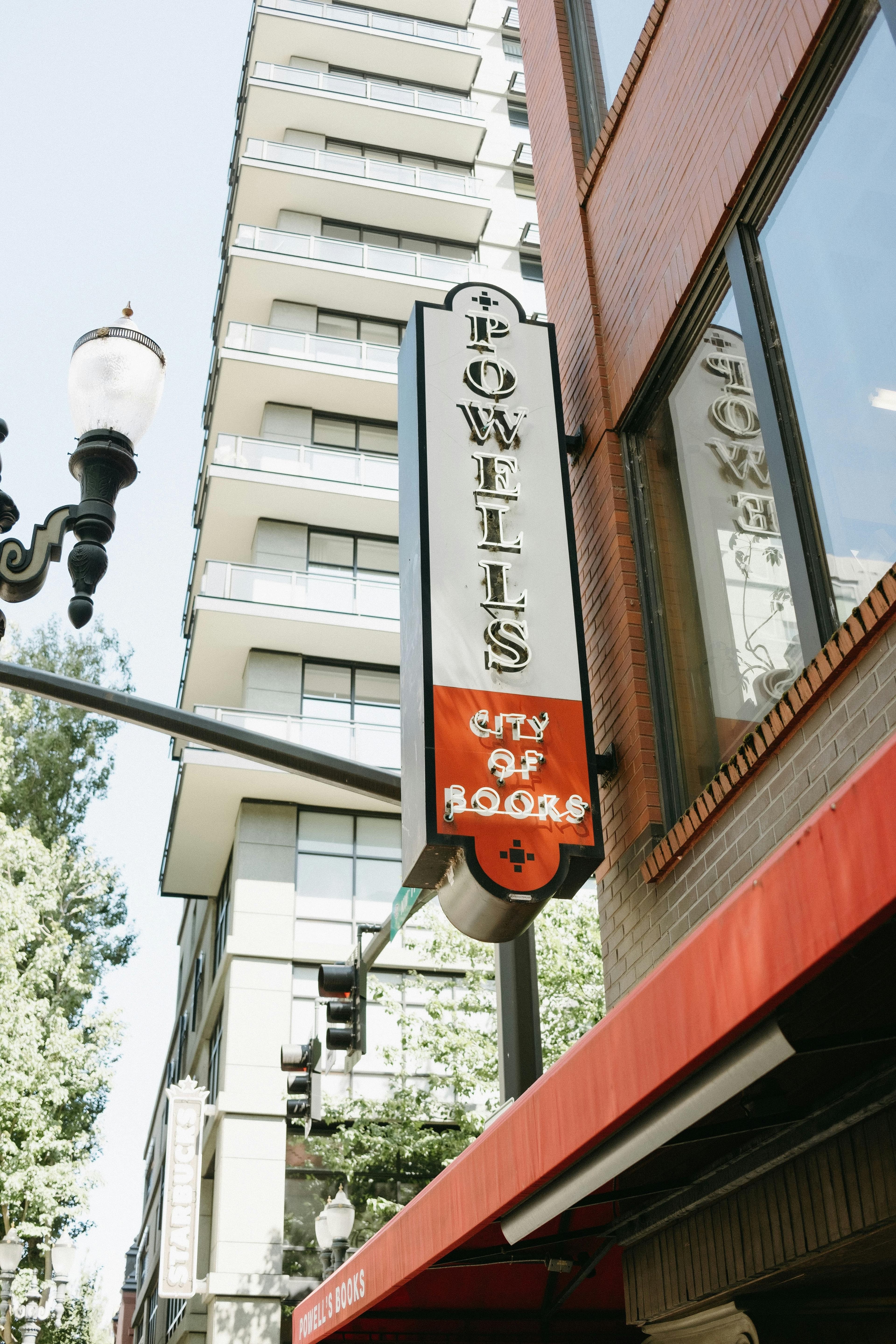 Powell's City of Books