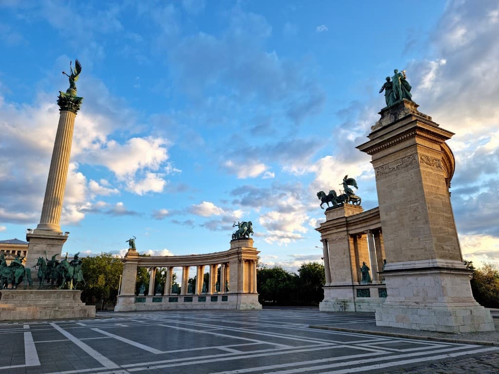 Heldenplatz