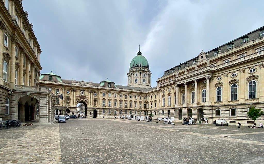 Burgpalast
