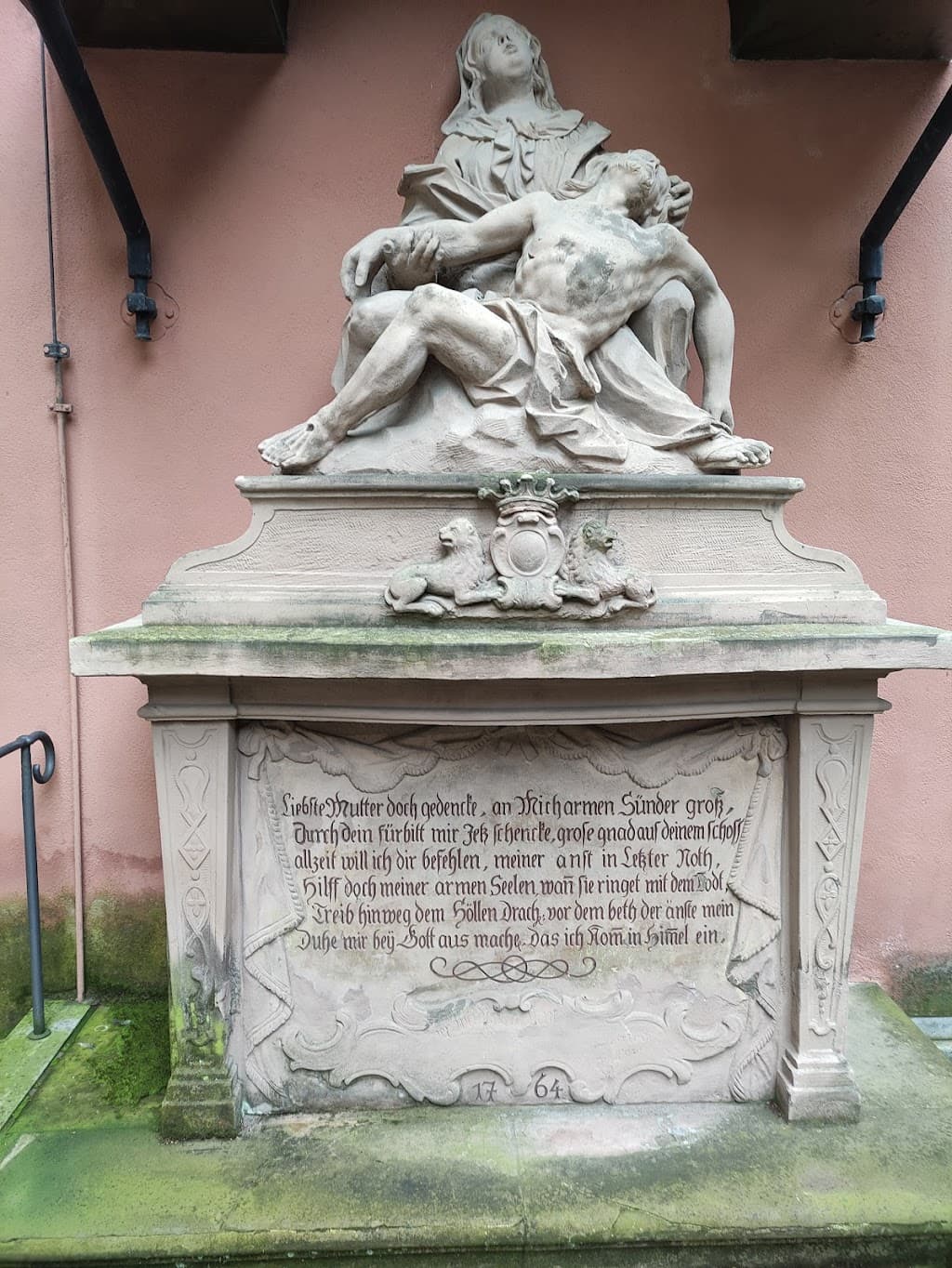 Neumünster und Lusamgärtlein