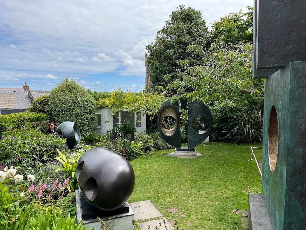 Barbara Hepworth Museum und Skulpturengarten
