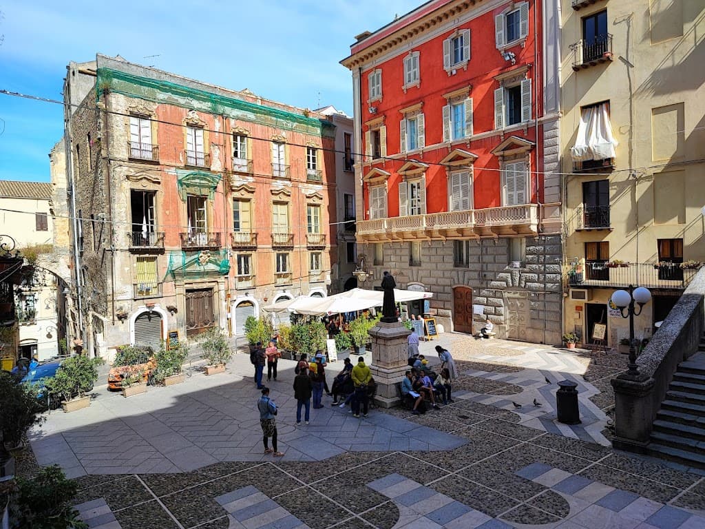 Piazza Carlo Alberto