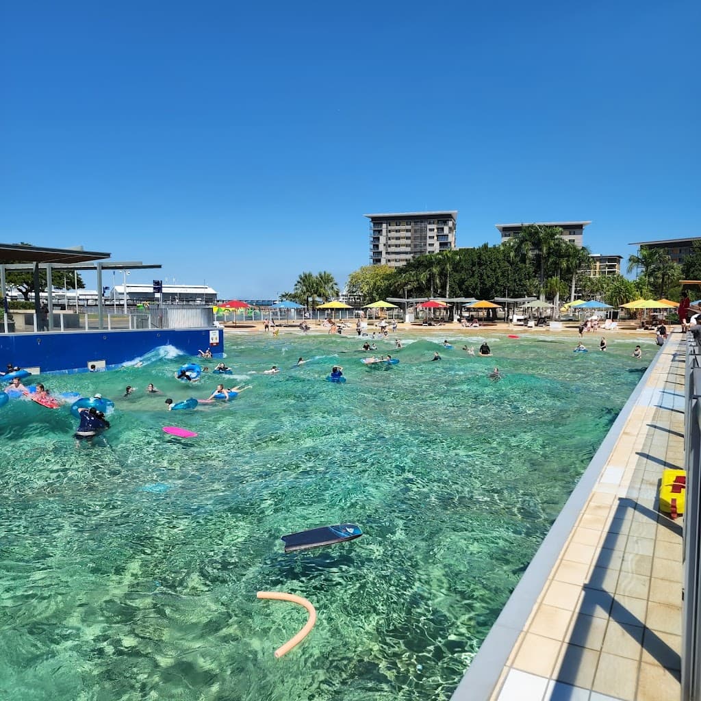Wave Lagoon