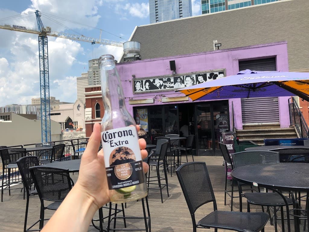 Tootsie's Orchid Lounge