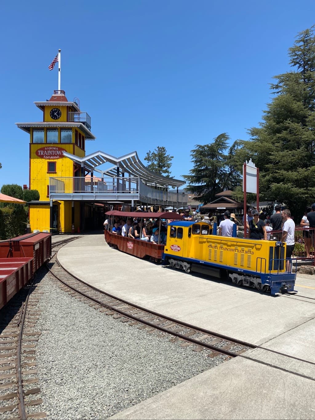 Sonoma TrainTown Eisenbahn