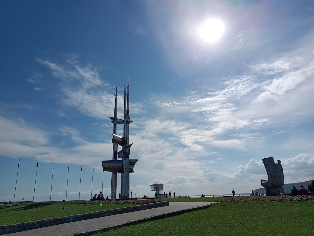 Pomnik Żagla (Maszty)