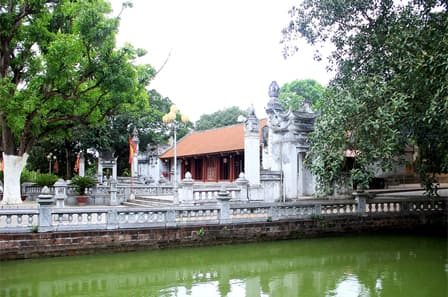Đền Trung Hạ