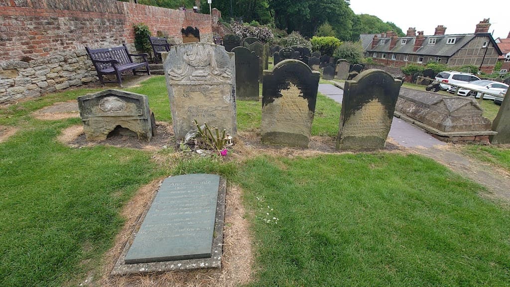 Anne Brontë Grab, St Mary's Church