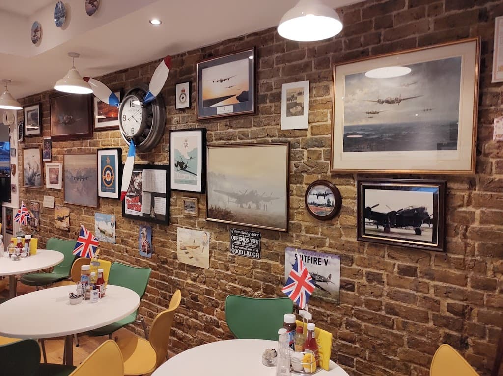 Bouncing Bomb Café