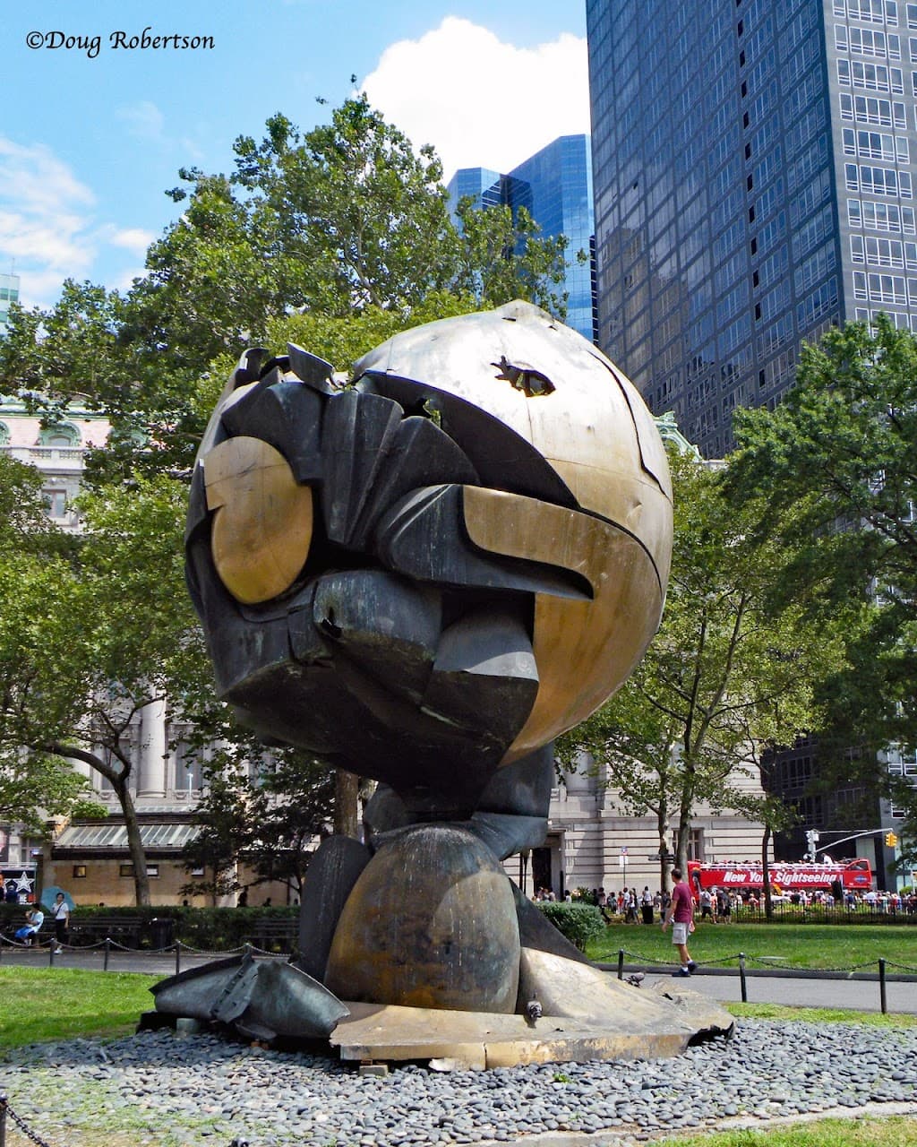 Escultura Esfera Pública
