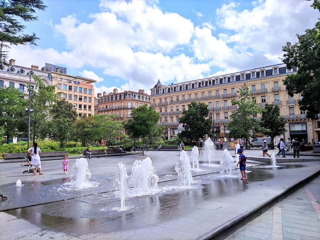 Place Charles de Gaulle