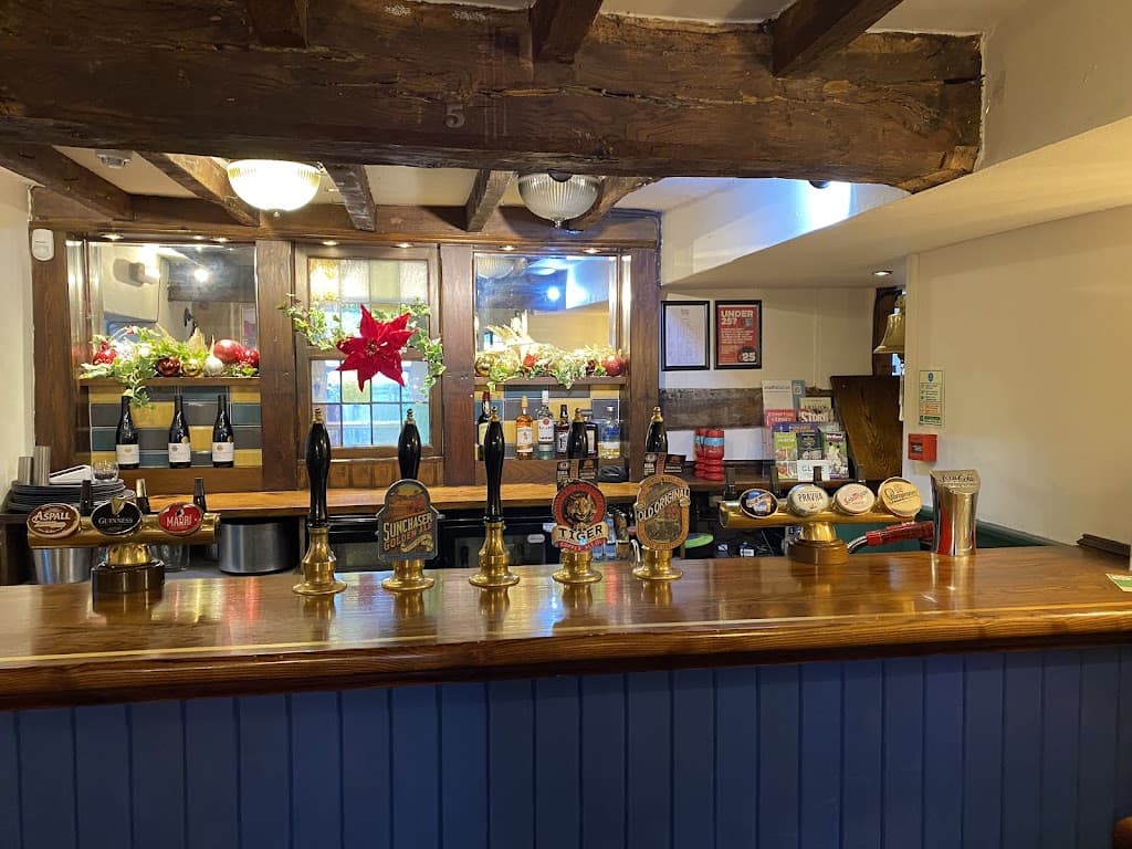 Virgins & Castle Pub