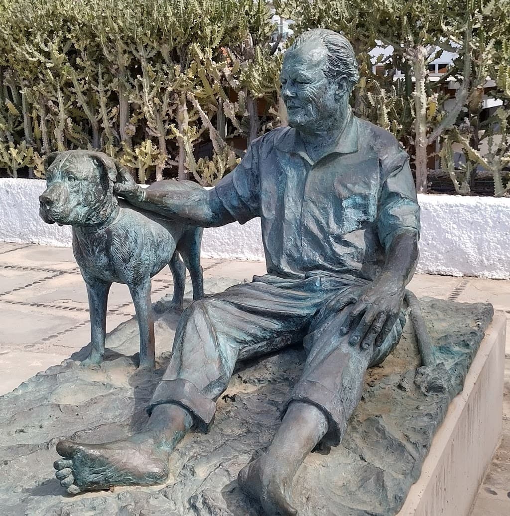 Willy-Brandt-Statue