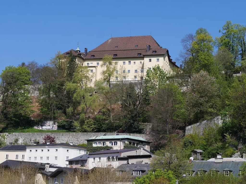 Ehemaliges Kapuzinerkloster