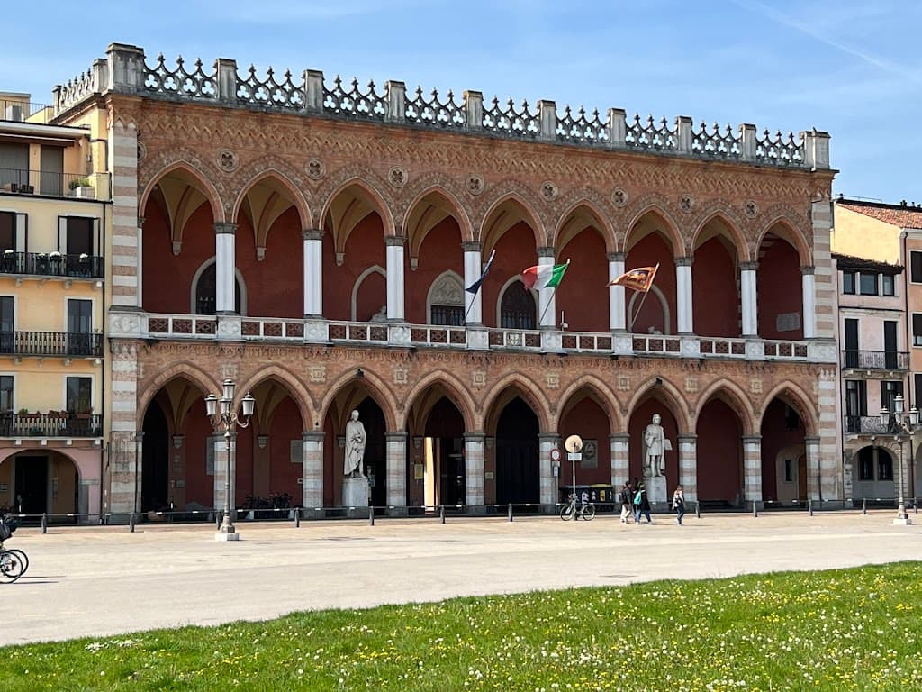 Loggia Amulea