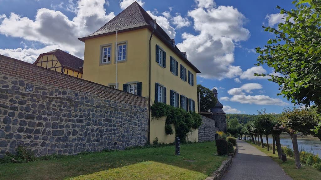 Rheinpromenade Unkel / Im Bungert