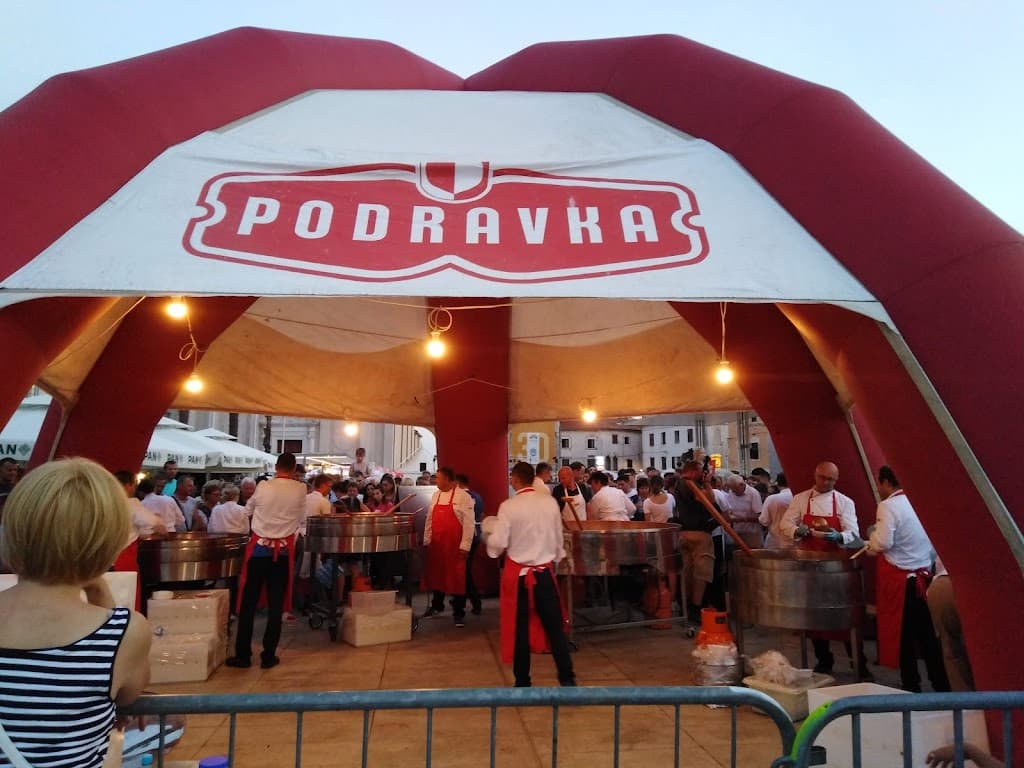 Trg slobode