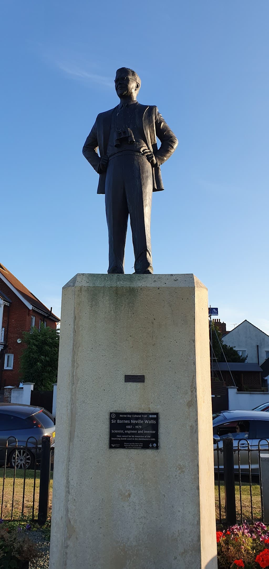 Statue von Barnes Wallis