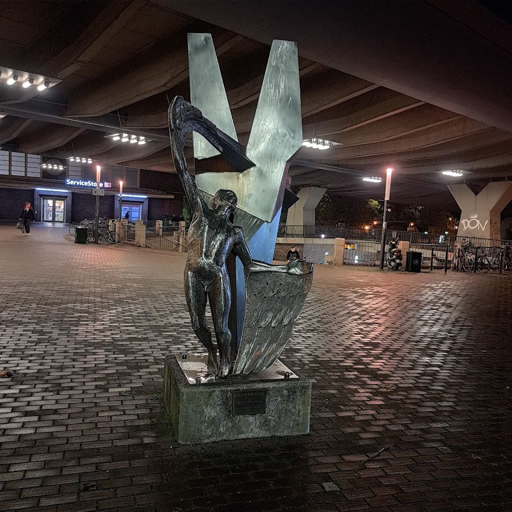 Edelstahlskulptur