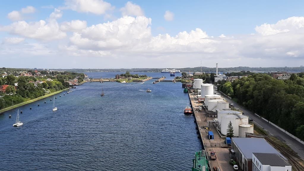 Schleuse Kiel-Holtenau