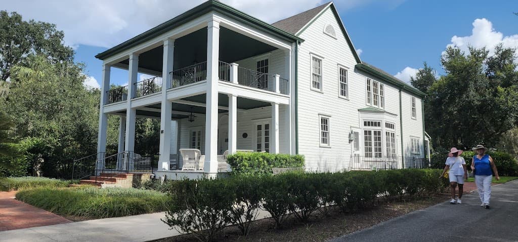 Leu Gardens