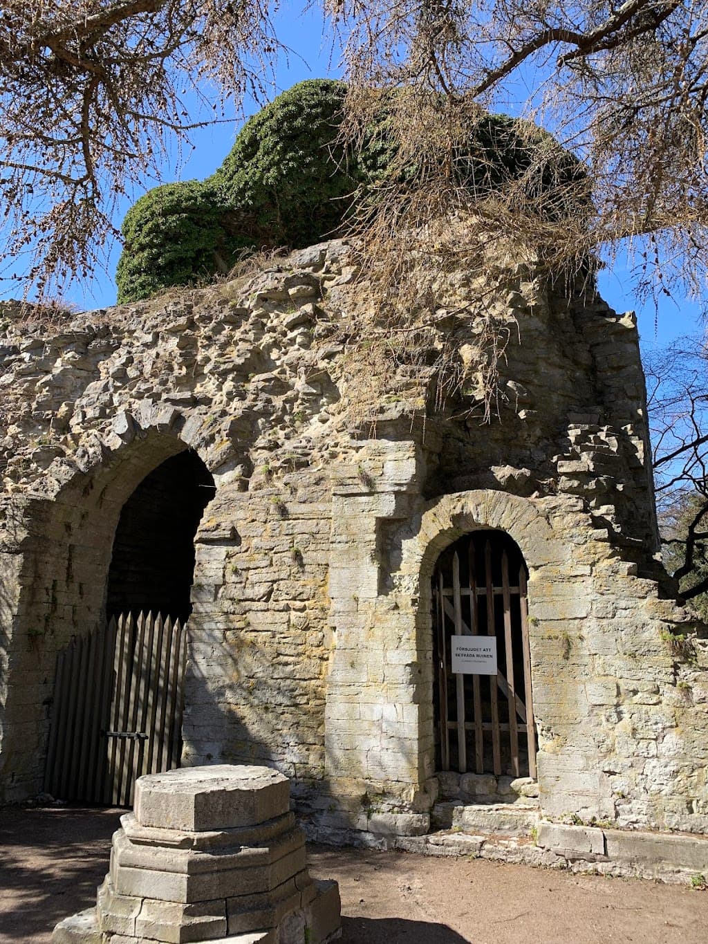 Sankt Olafs Kirchenruine