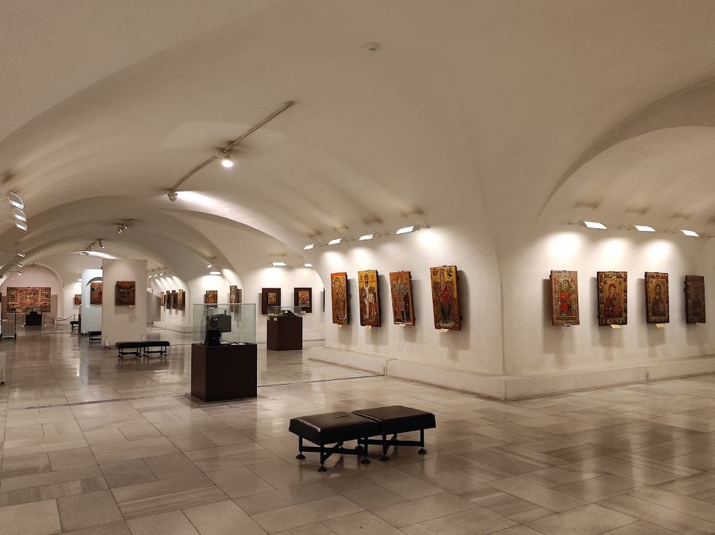 Museum in der Krypta der Alexander-Newski-Kathedrale
