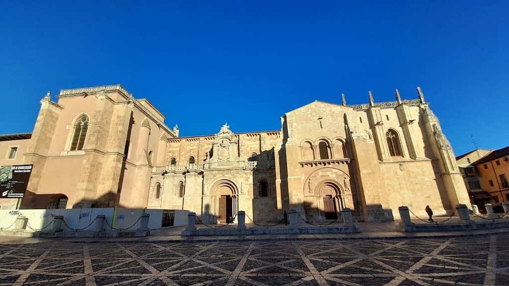 Plaza San Isidoro