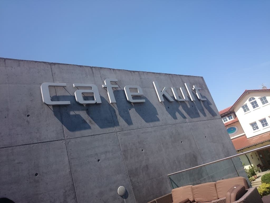 Bäckerei Schmid "Cafe Kult"