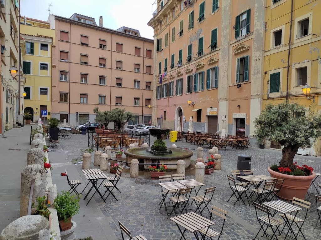 Piazza Leandra