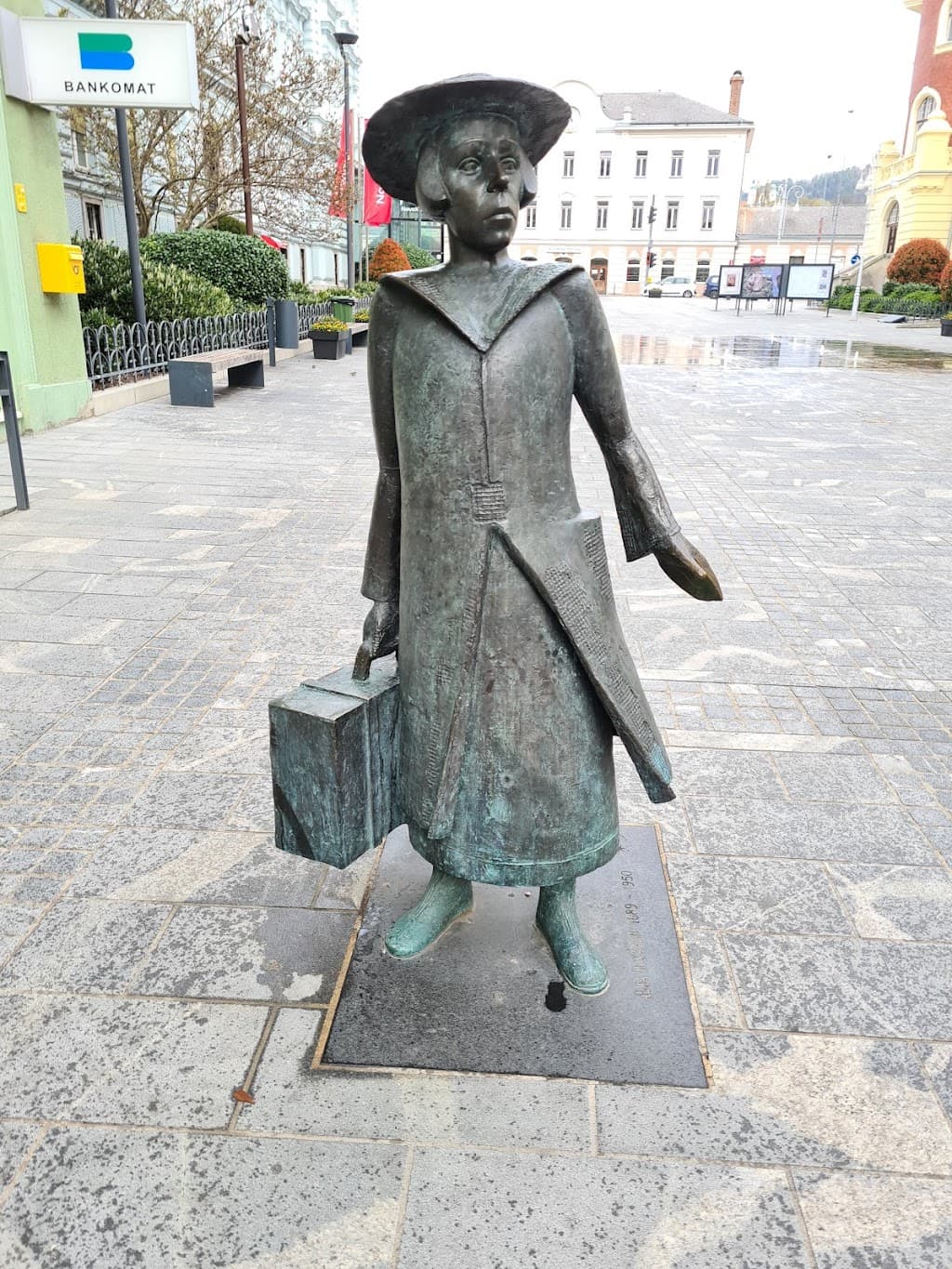 Alma M. Karlin Statue