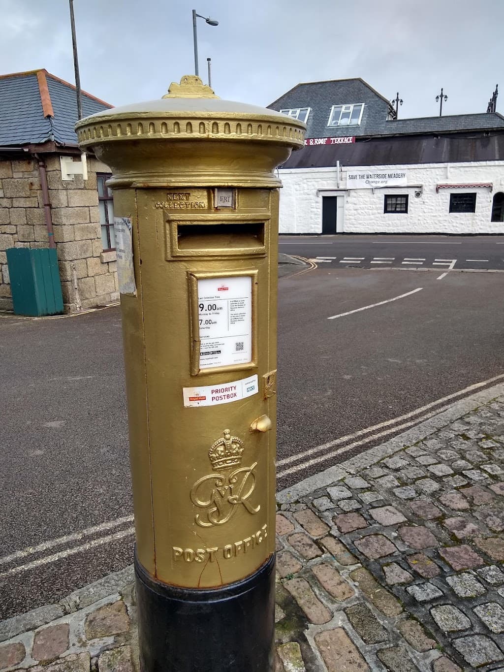 Goldene Postschaltkästen (Royal Mail)