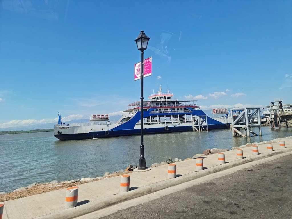 Naviera Tambor