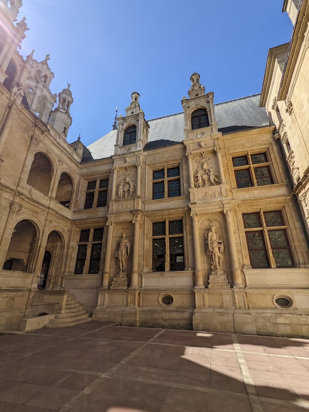 Hôtel d'Escoville