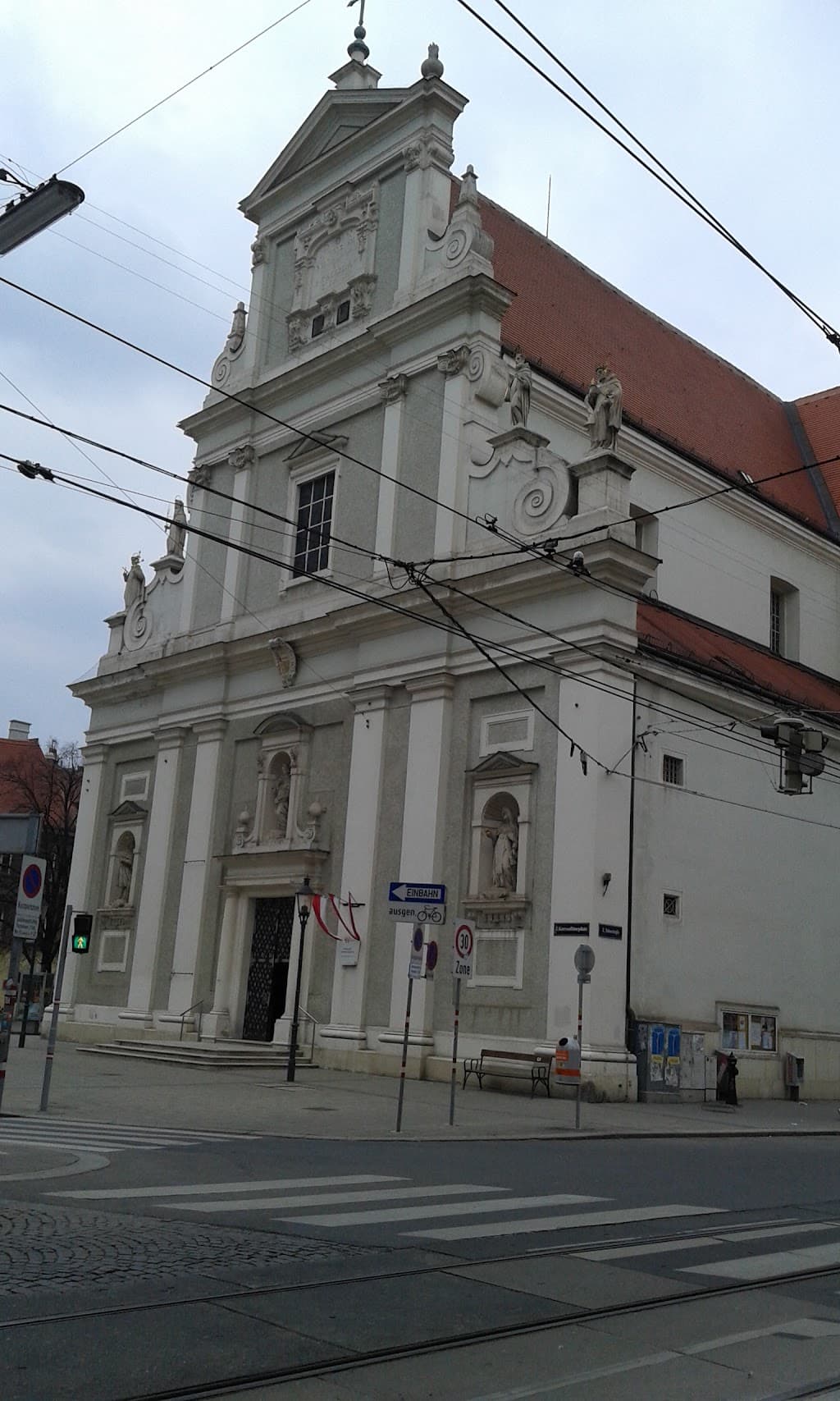 Karmeliterplatz