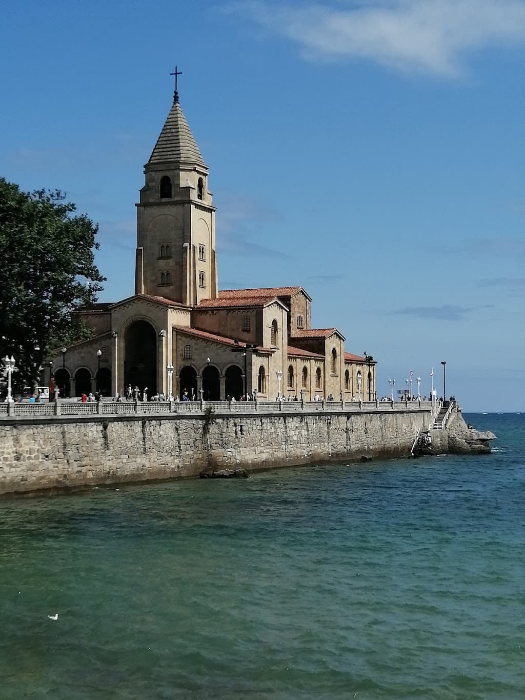 Iglesia de San Pedro Apóstol