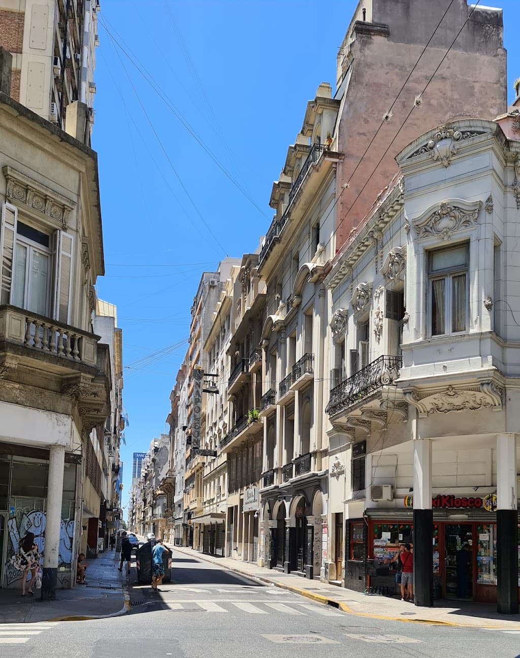 Avenida Rivadavia
