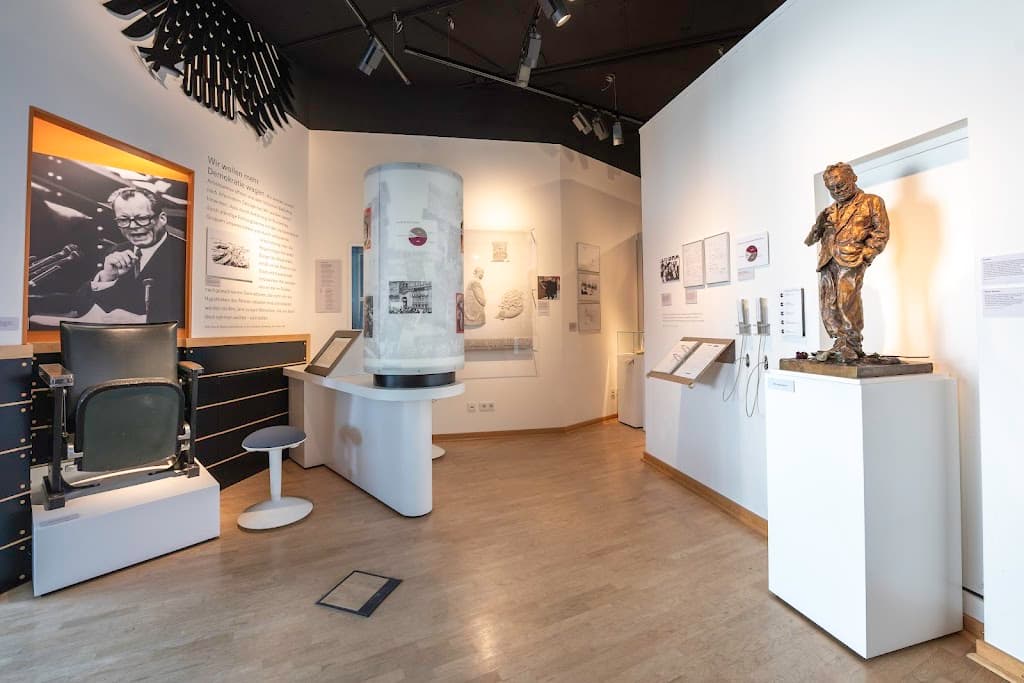 Willy-Brandt-Forum / Ehemalige Wohnstätte