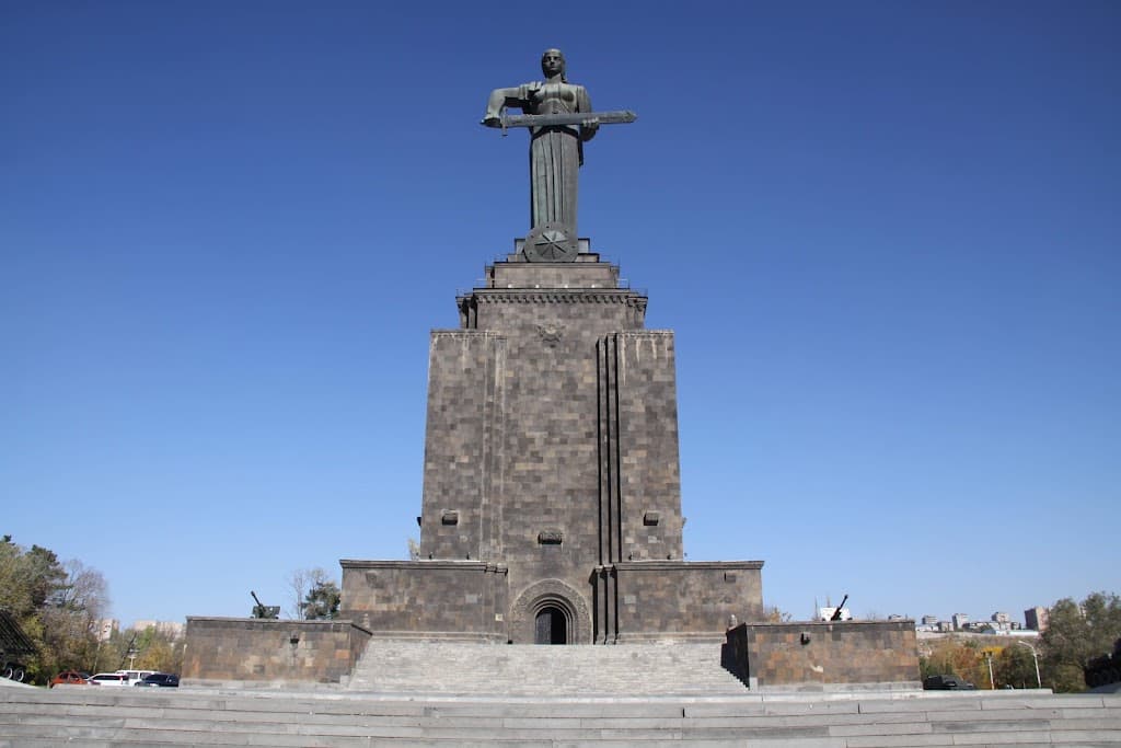 Mutter Armenien Statue