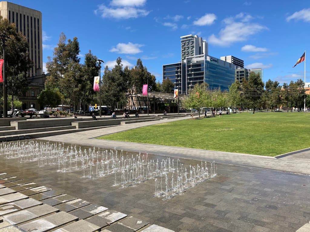 Victoria Square / Tarntanyangga
