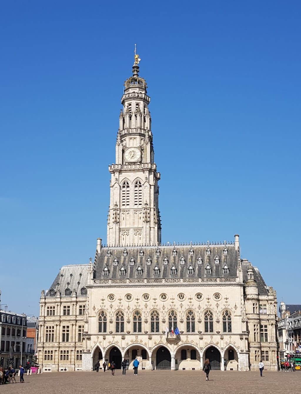 Belfried und Hôtel de Ville von Arras