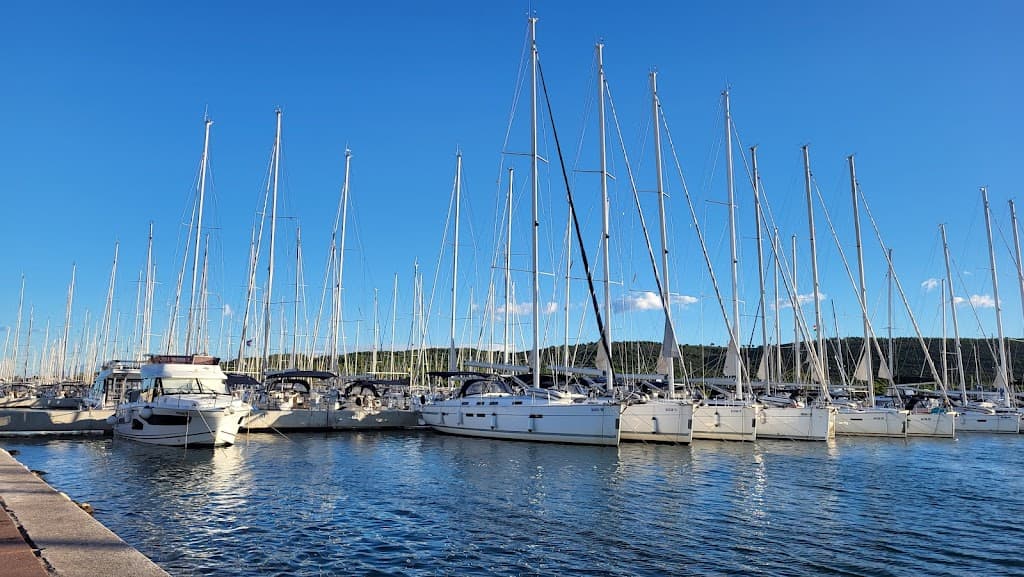 Hafen Sukoštan