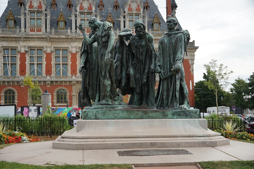 Rathaus von Calais und Die Bürger von Calais