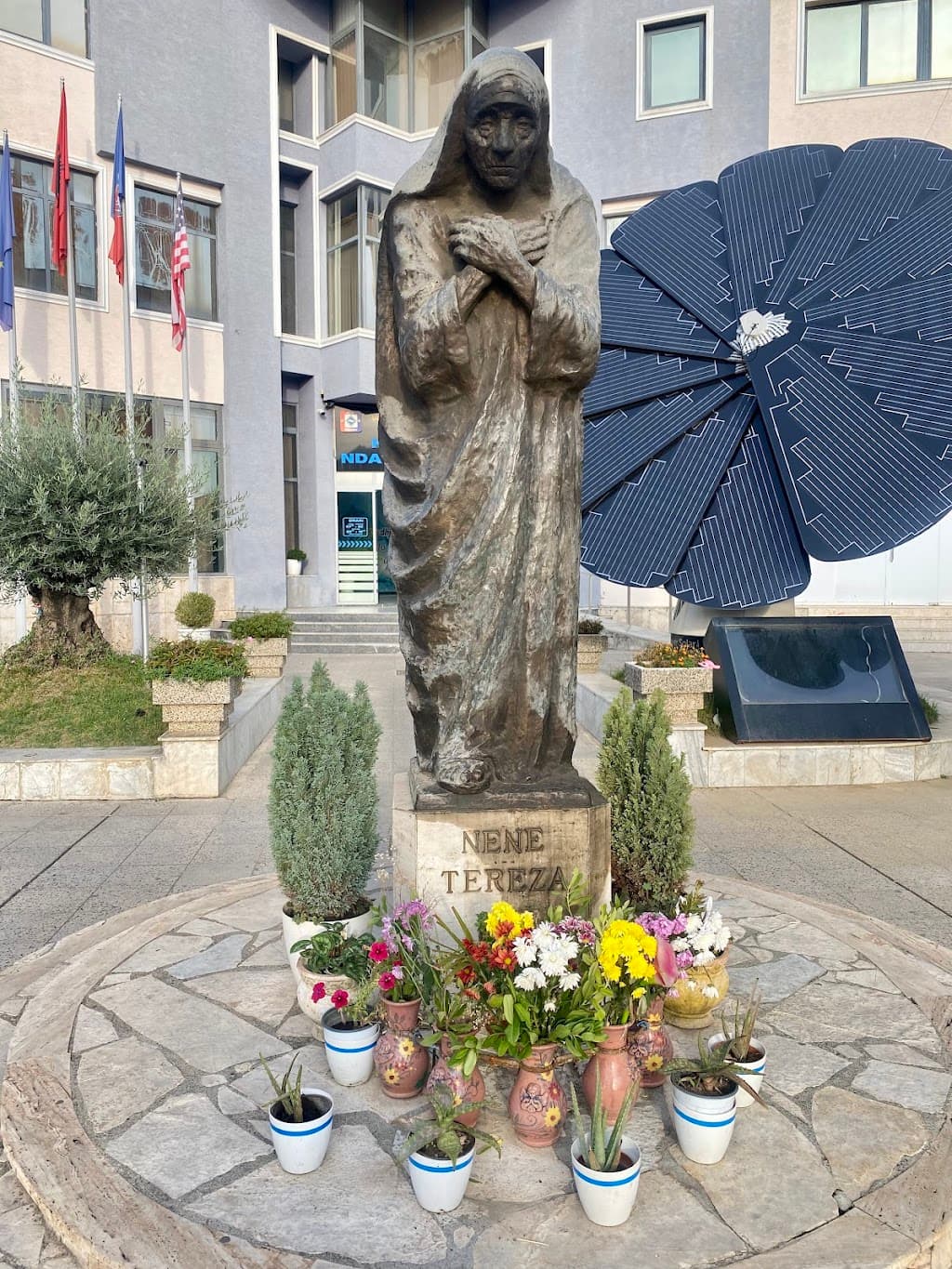 Statua della Madre