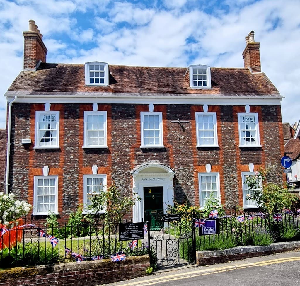 Blandford Fashion Museum