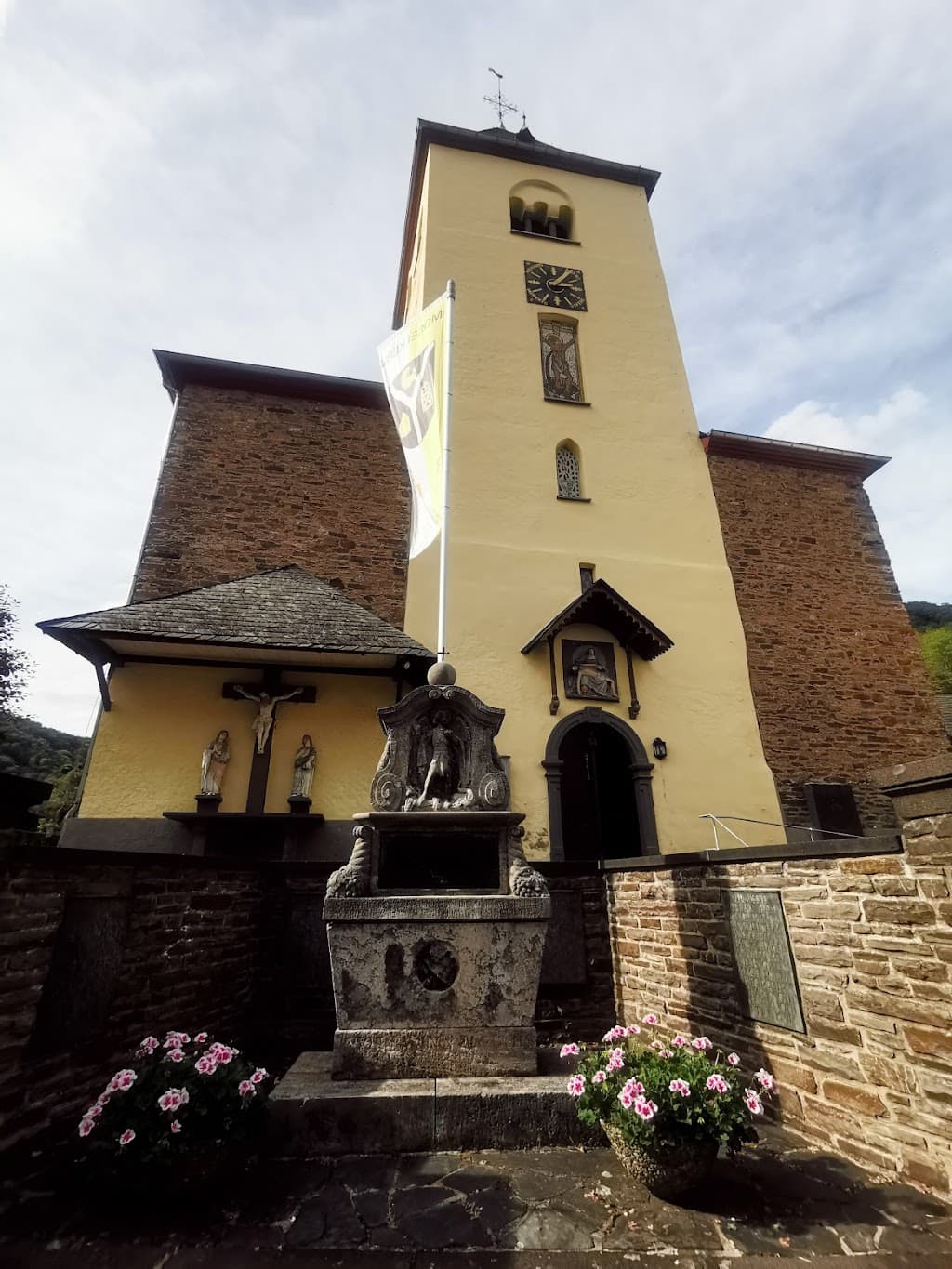 Katholische Kirche St. Valerius