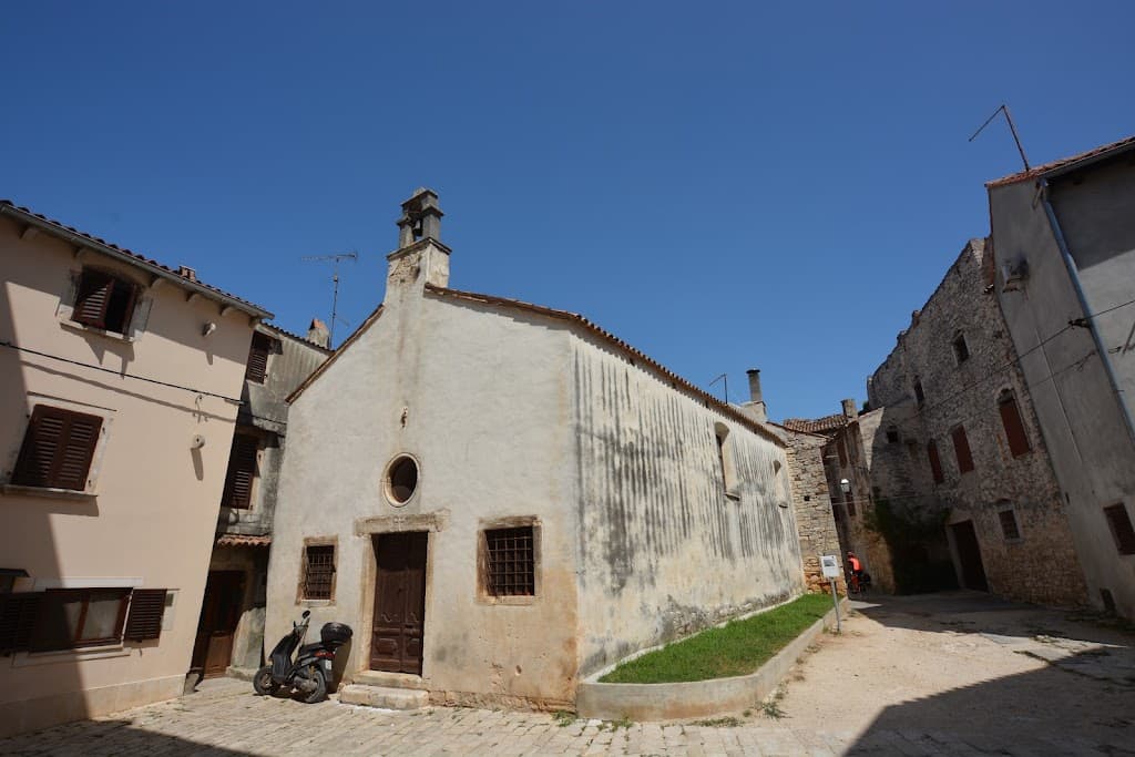 Župna crkva sv. Lovre und Crkva Sv. Jakova